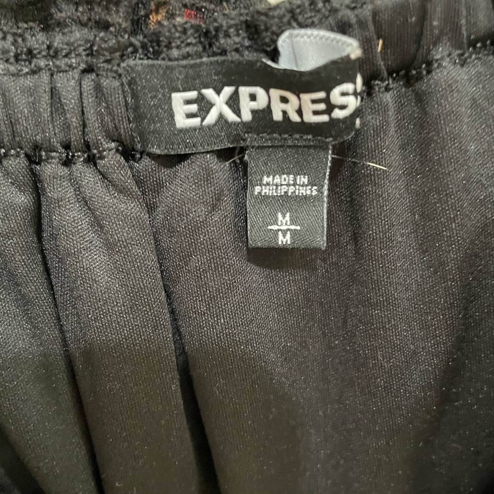 Express Top - Picture 2 of 3